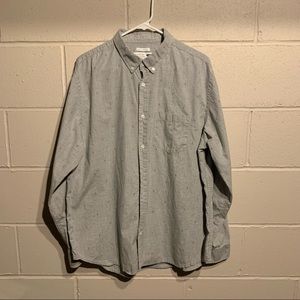 Old Navy The Classic Shirt, XL, Gray with red Anchors Graphic